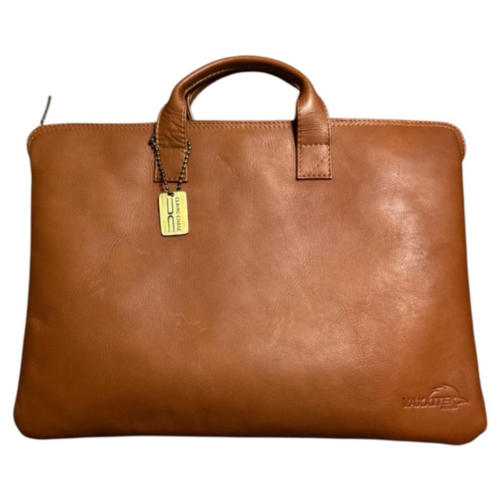Claire Chase Unisex Saddle Folio with handles